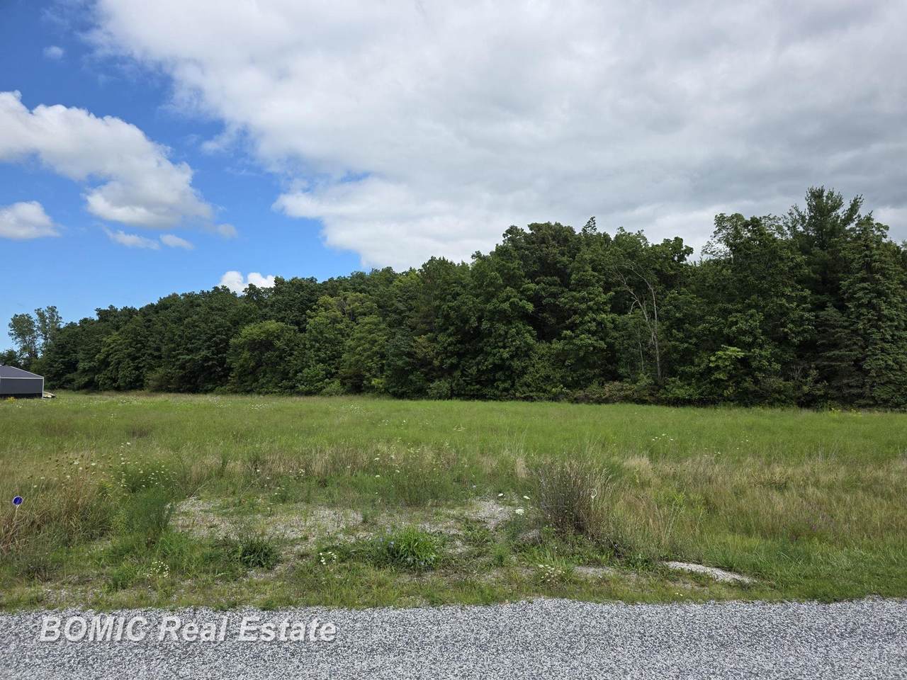 9495 Bender - Photo 1