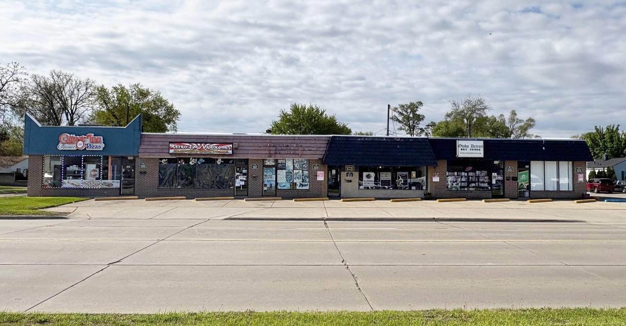 515 11 Mile - Photo 1