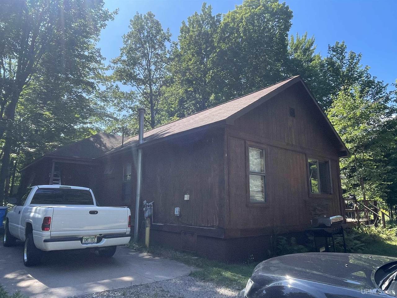 2363 Allen - Photo 1