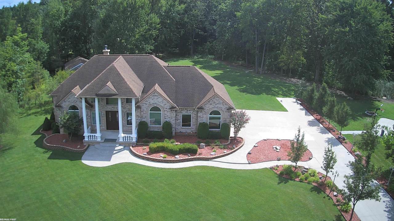 400 E Romeo - Photo 1