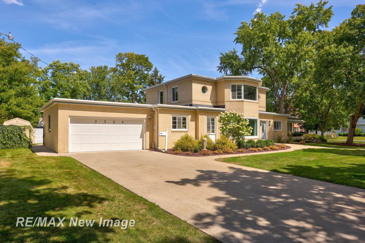 2309 Nurmi - Photo 1