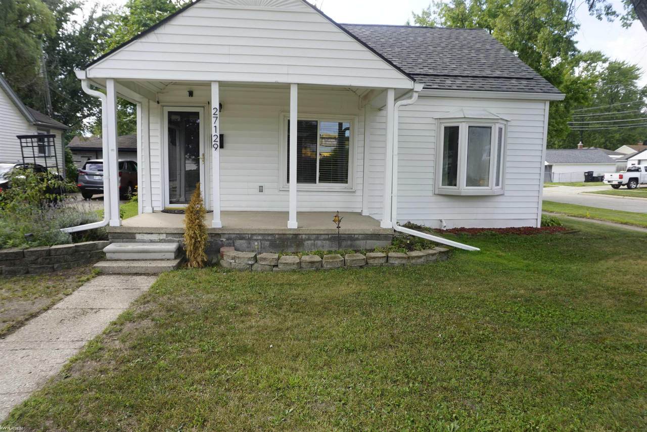 27129 Osmun - Photo 1