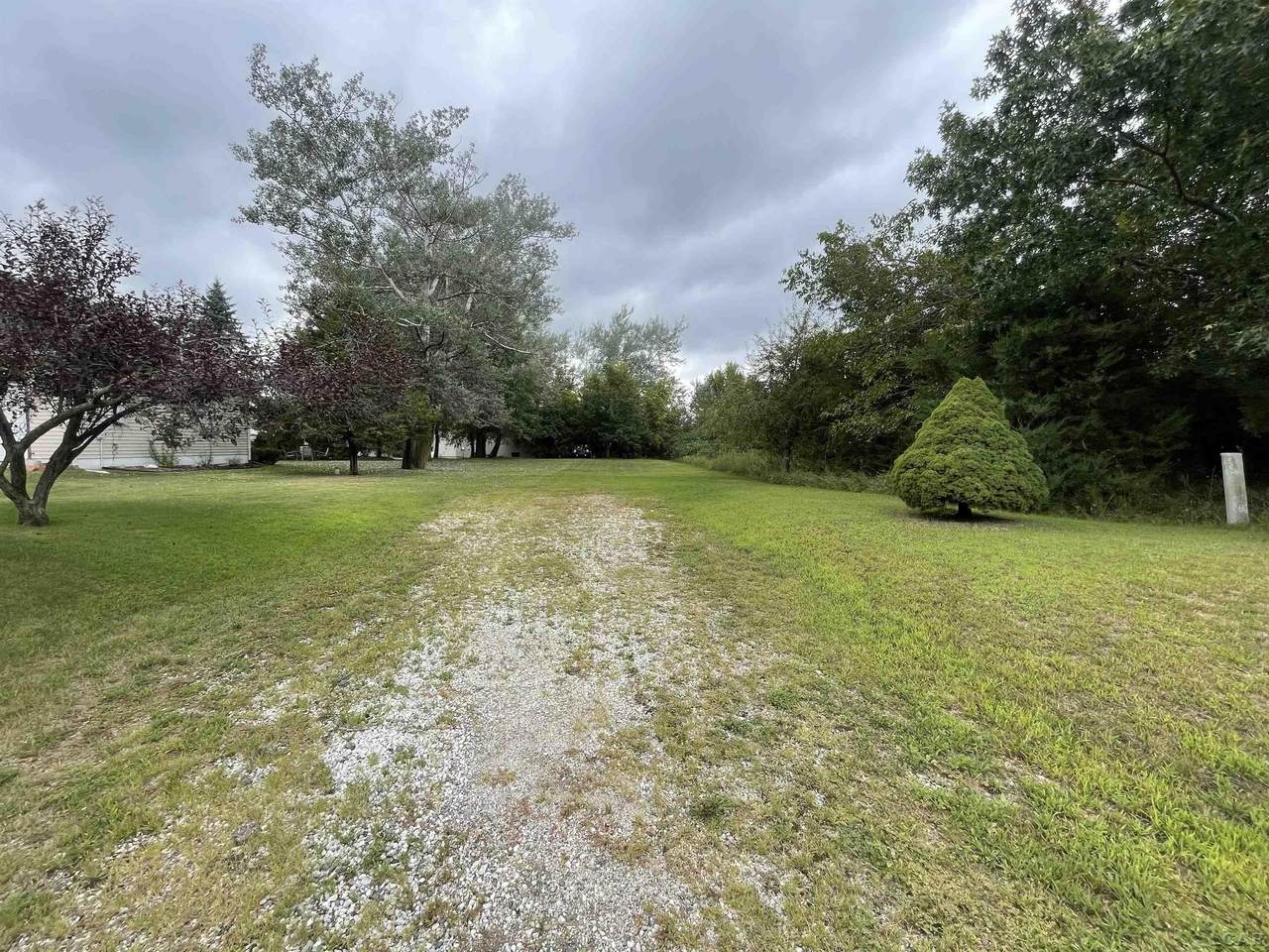 6416 Kelley - Photo 1