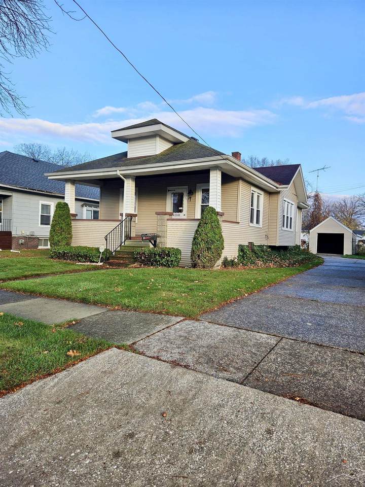 1548 Maine - Photo 1