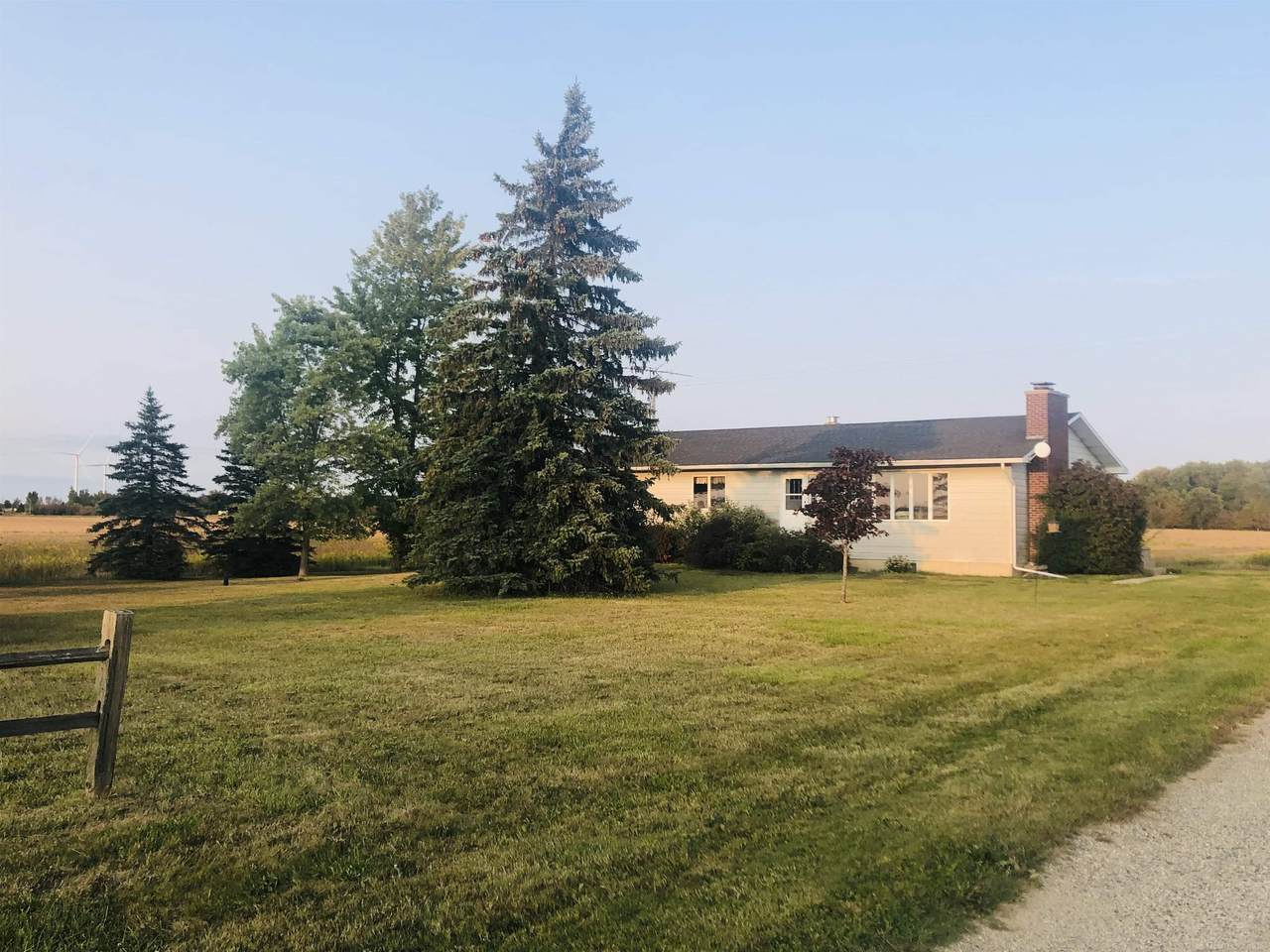 1400 Isabella - Photo 1