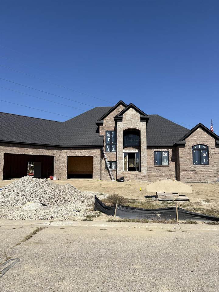 10505 Excalibur - Photo 1