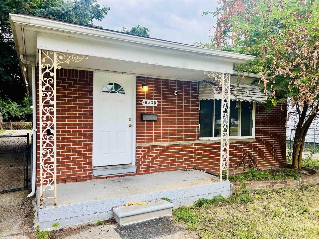 6235 Ashton - Photo 1