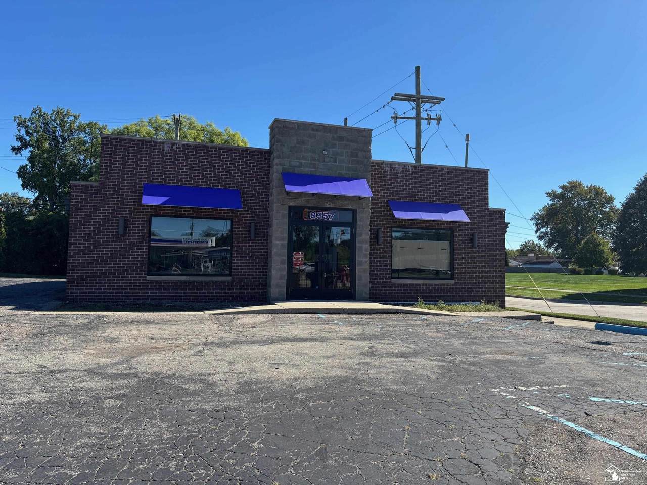 8357 Telegraph - Photo 1