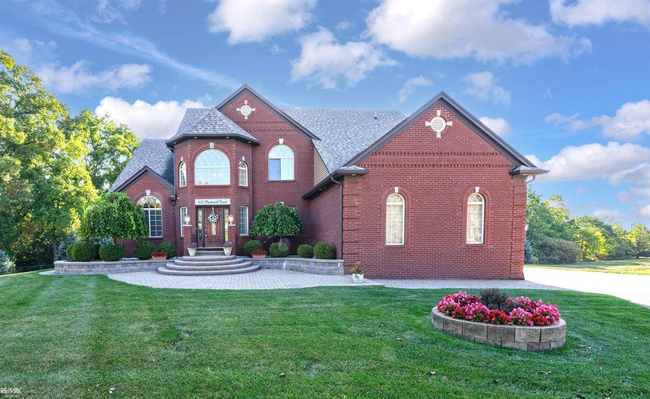 9037 Prestwick - Photo 1