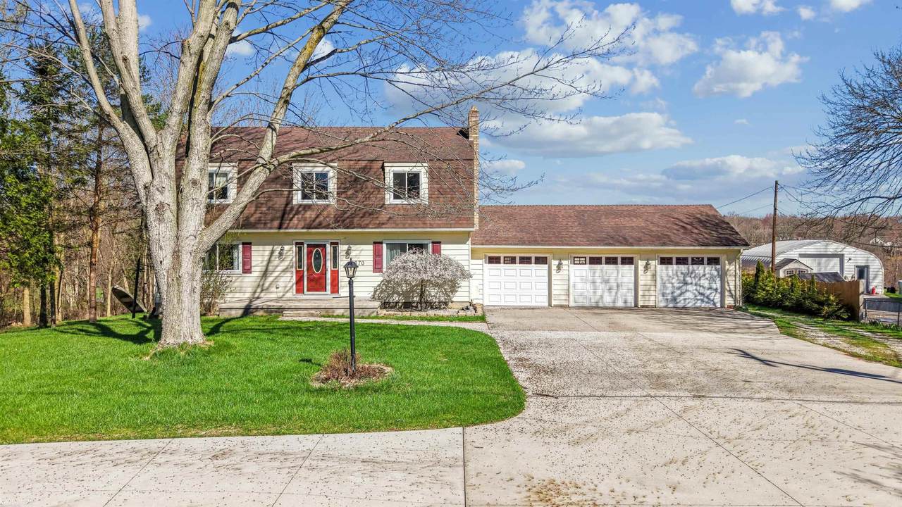 4570 Atkins - Photo 1