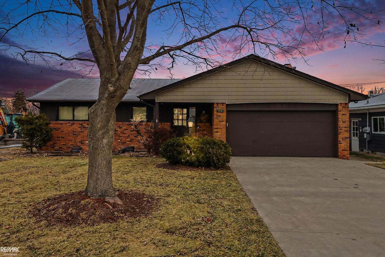 142 Channelsyde Dr - Photo 1