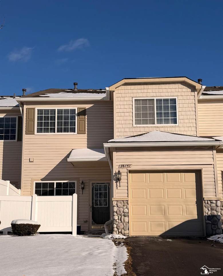 26757 Kirkway - Photo 1