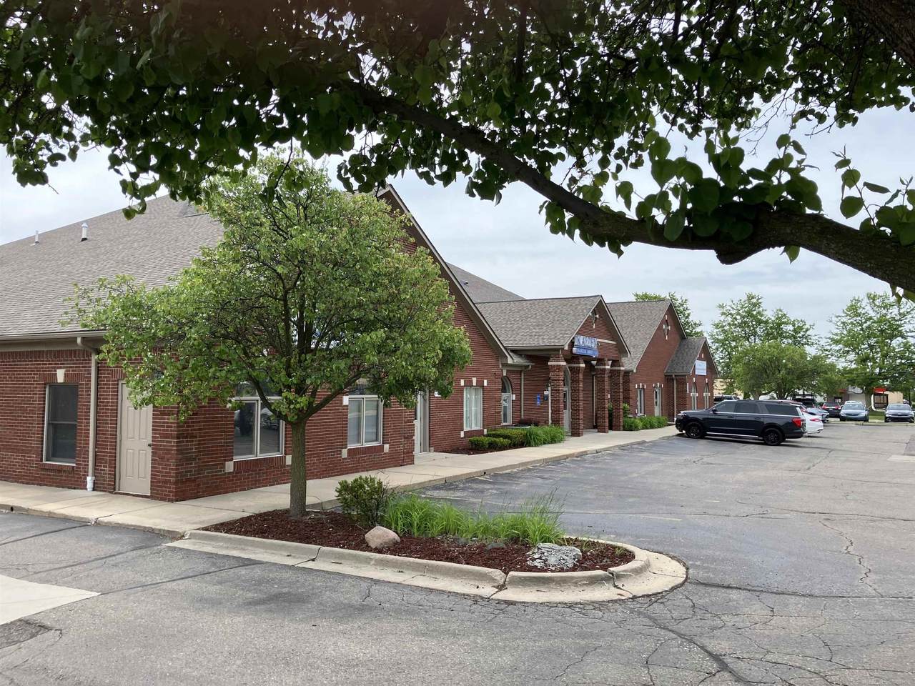 47678 Van Dyke - Photo 1