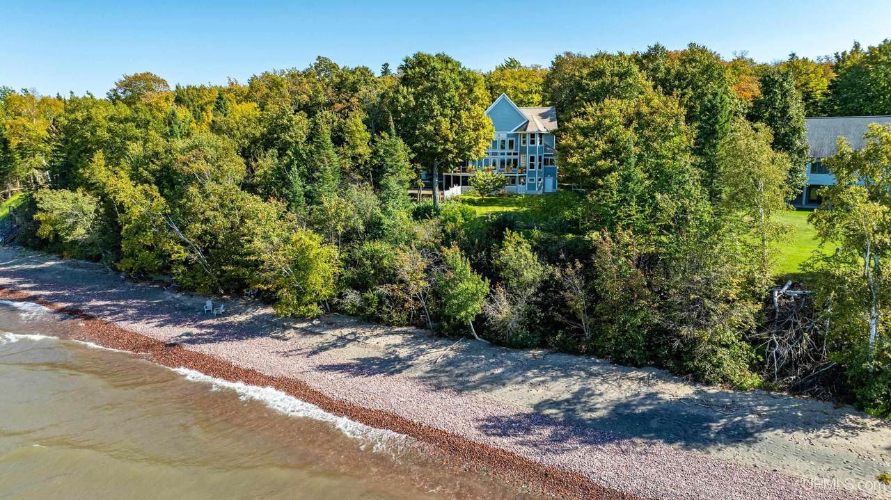 59357 Lakeshore - Photo 1