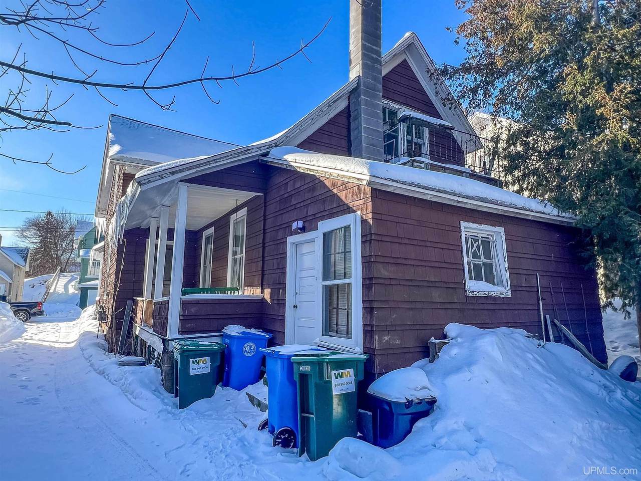 321 Michigan - Photo 1