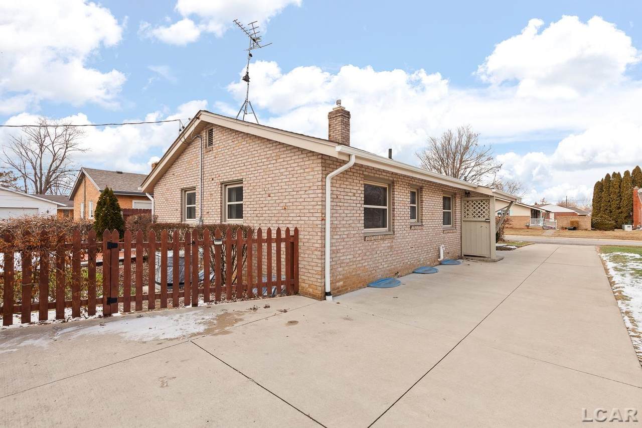 1335 Spencer - Photo 1