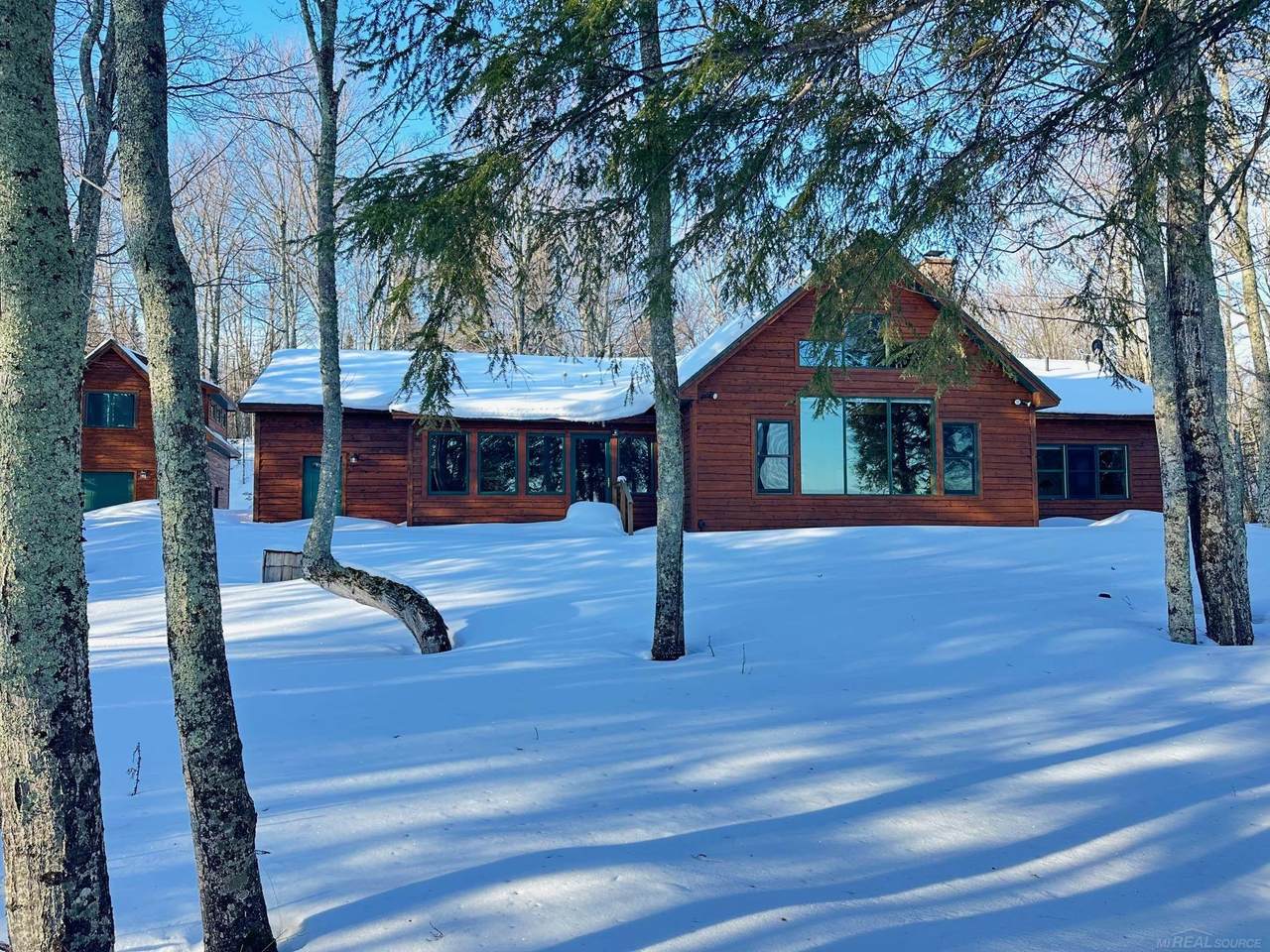 N10006 Shore Drive - Photo 1