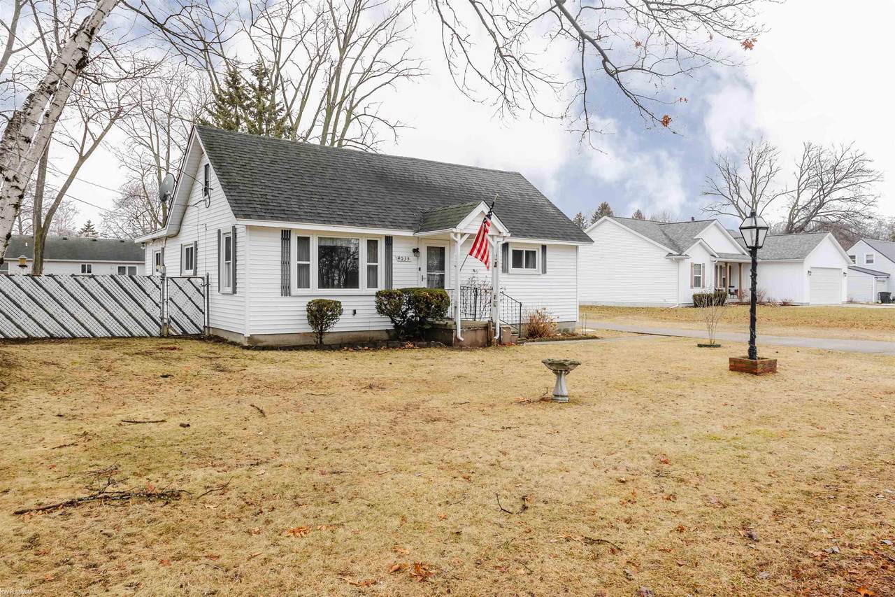 4033 Helen - Photo 1