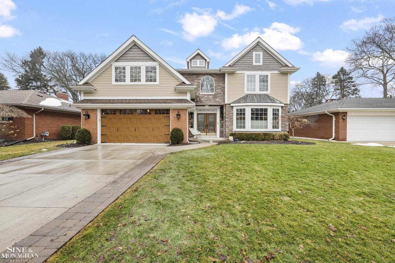 680 Pear Tree - Photo 1