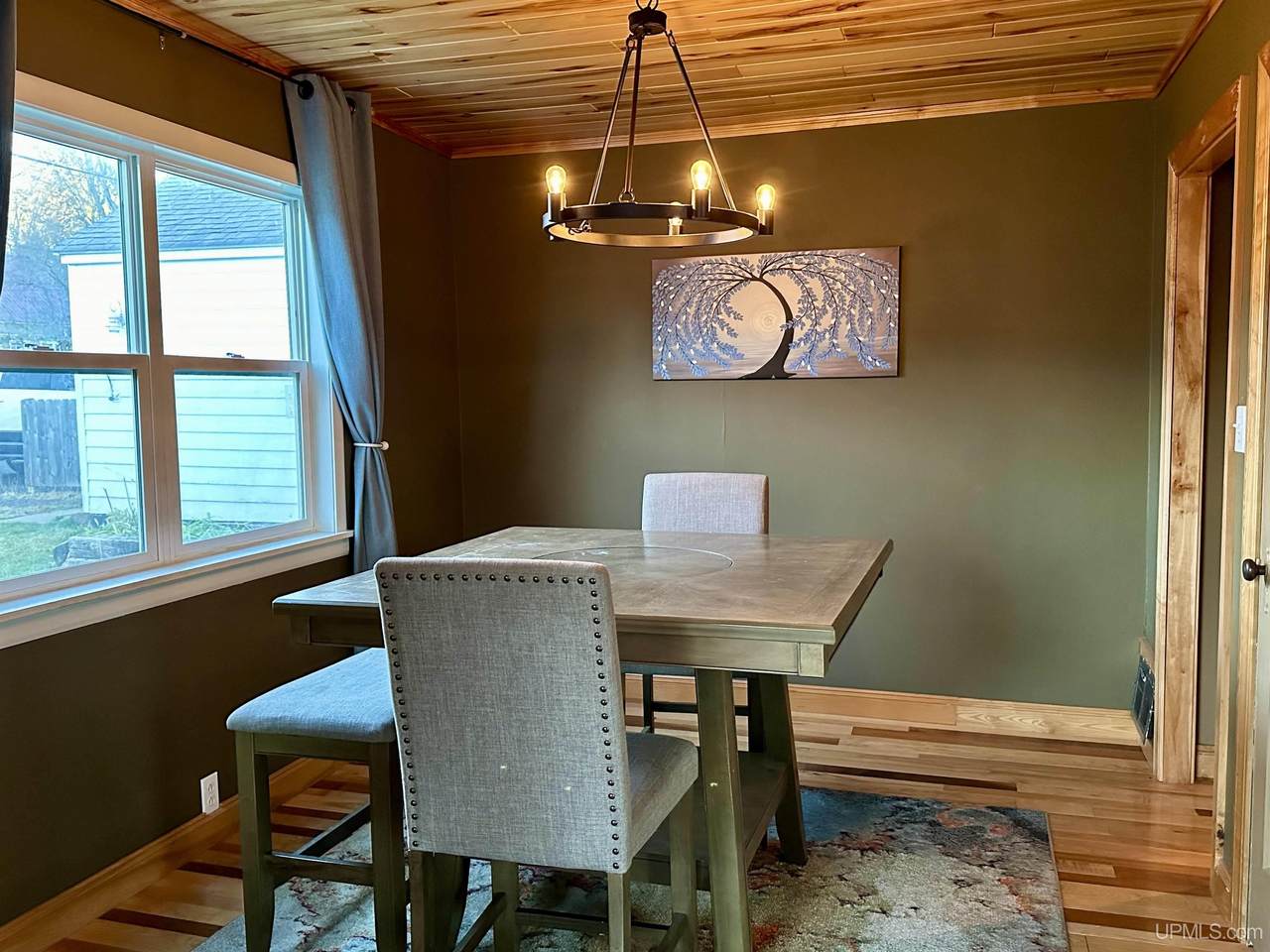 5281 Sunset - Photo 1