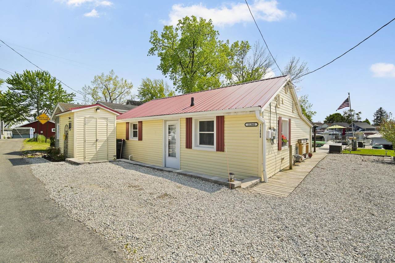 11360 Ferndale - Photo 1