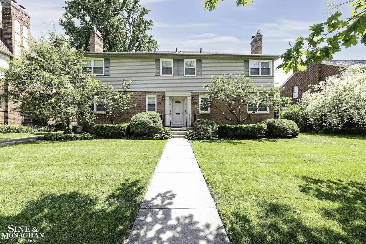 814 Harcourt - Photo 1