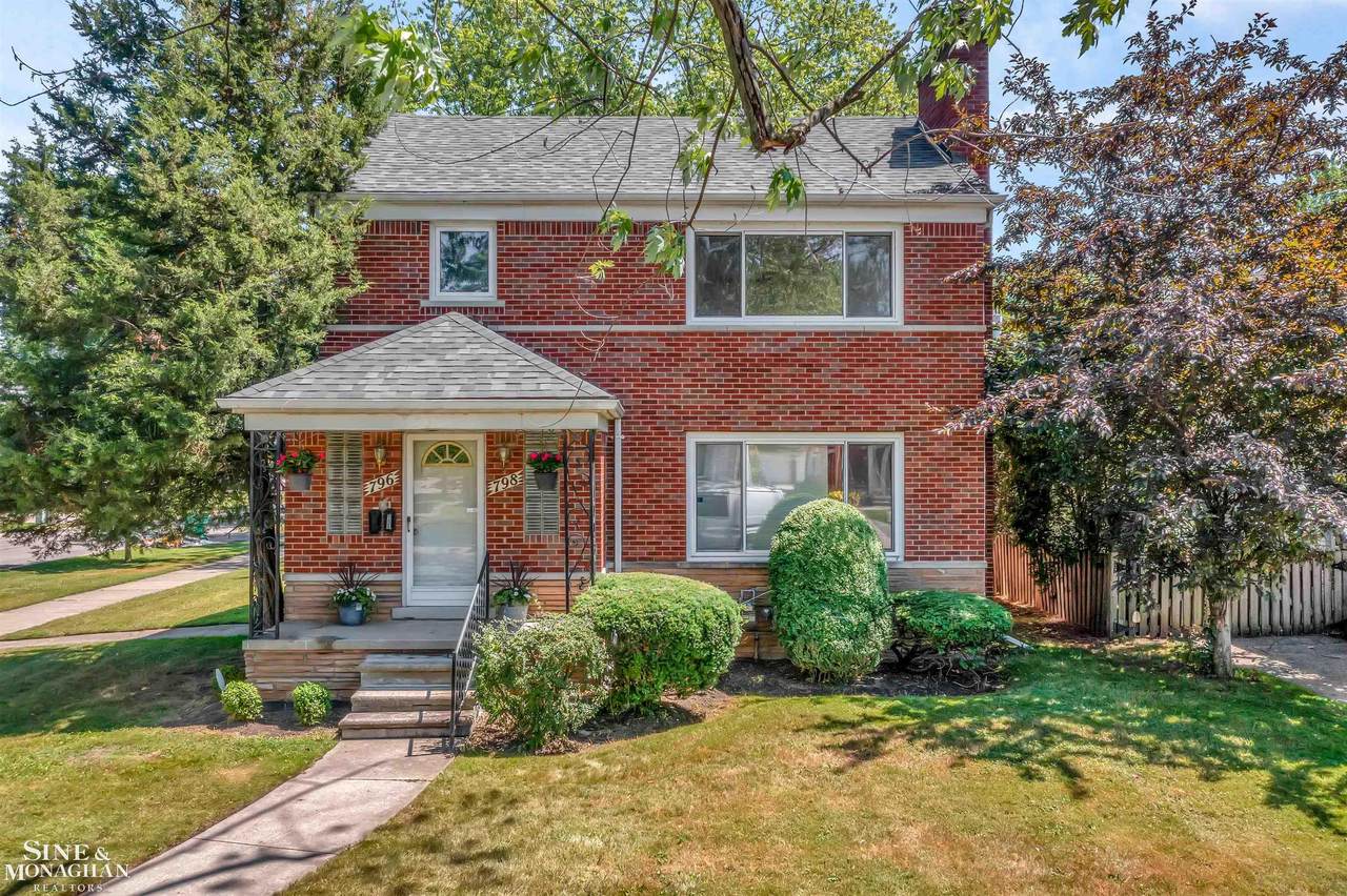 796-798 Harcourt - Photo 1