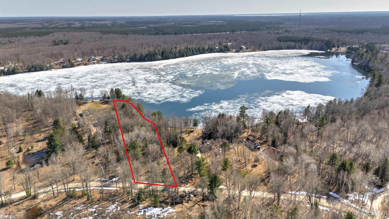 W Smith Lake - Photo 1