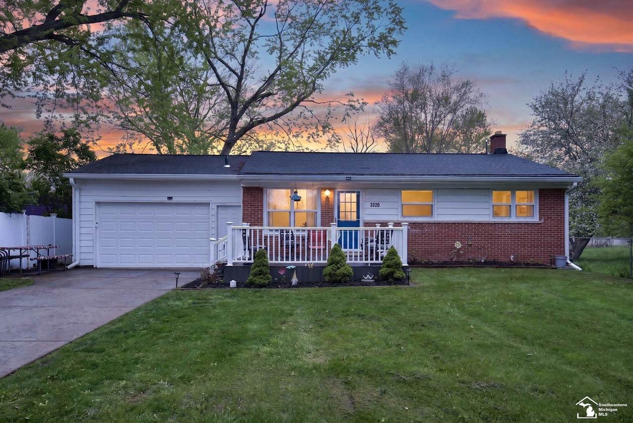 3320 La Salle - Photo 1