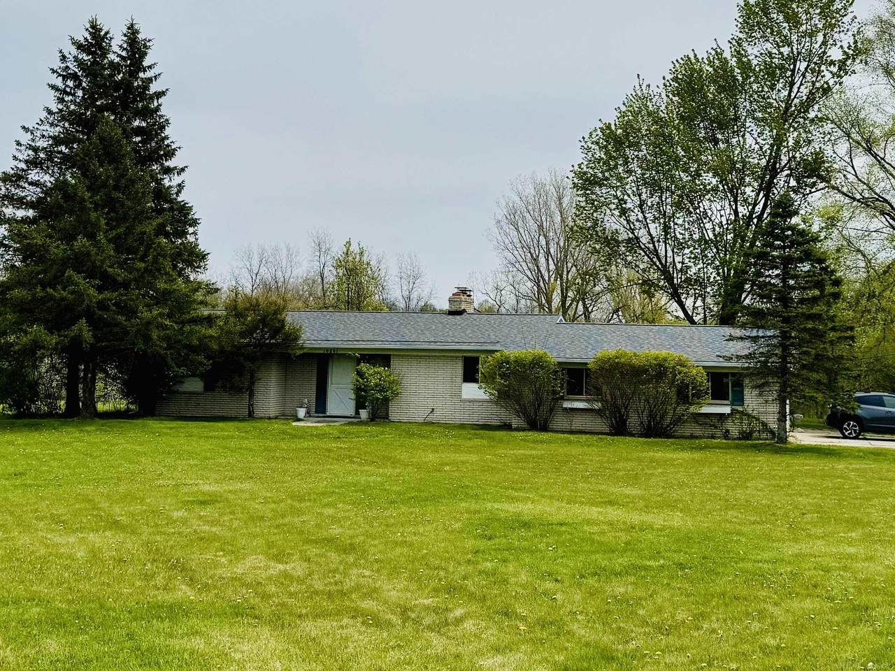 10201 Fenton - Photo 1