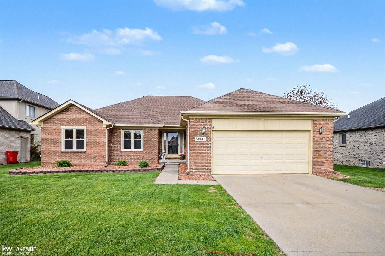 51434 Blue Spruce - Photo 1