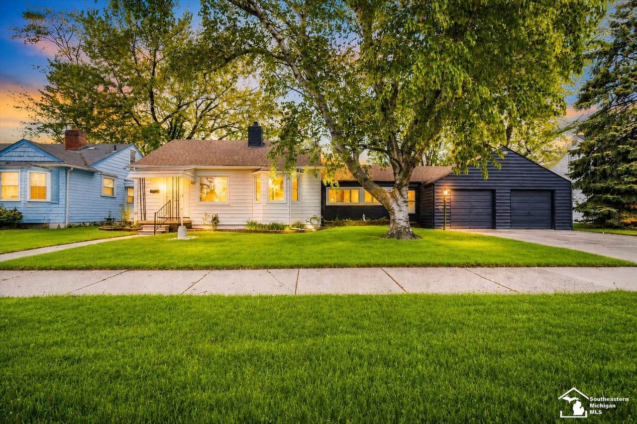 6810 Robinson - Photo 1