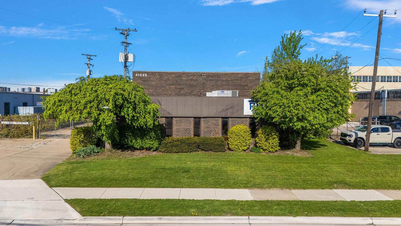 21225 Mullin - Photo 1