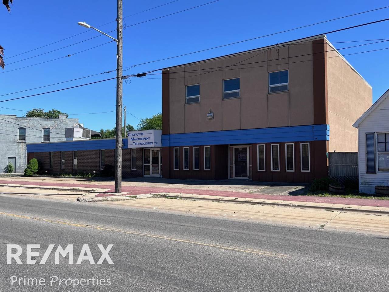 731 Gratiot - Photo 1