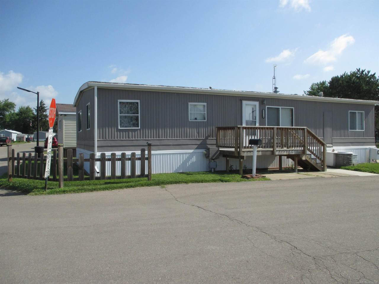 43310 Summit - Photo 1