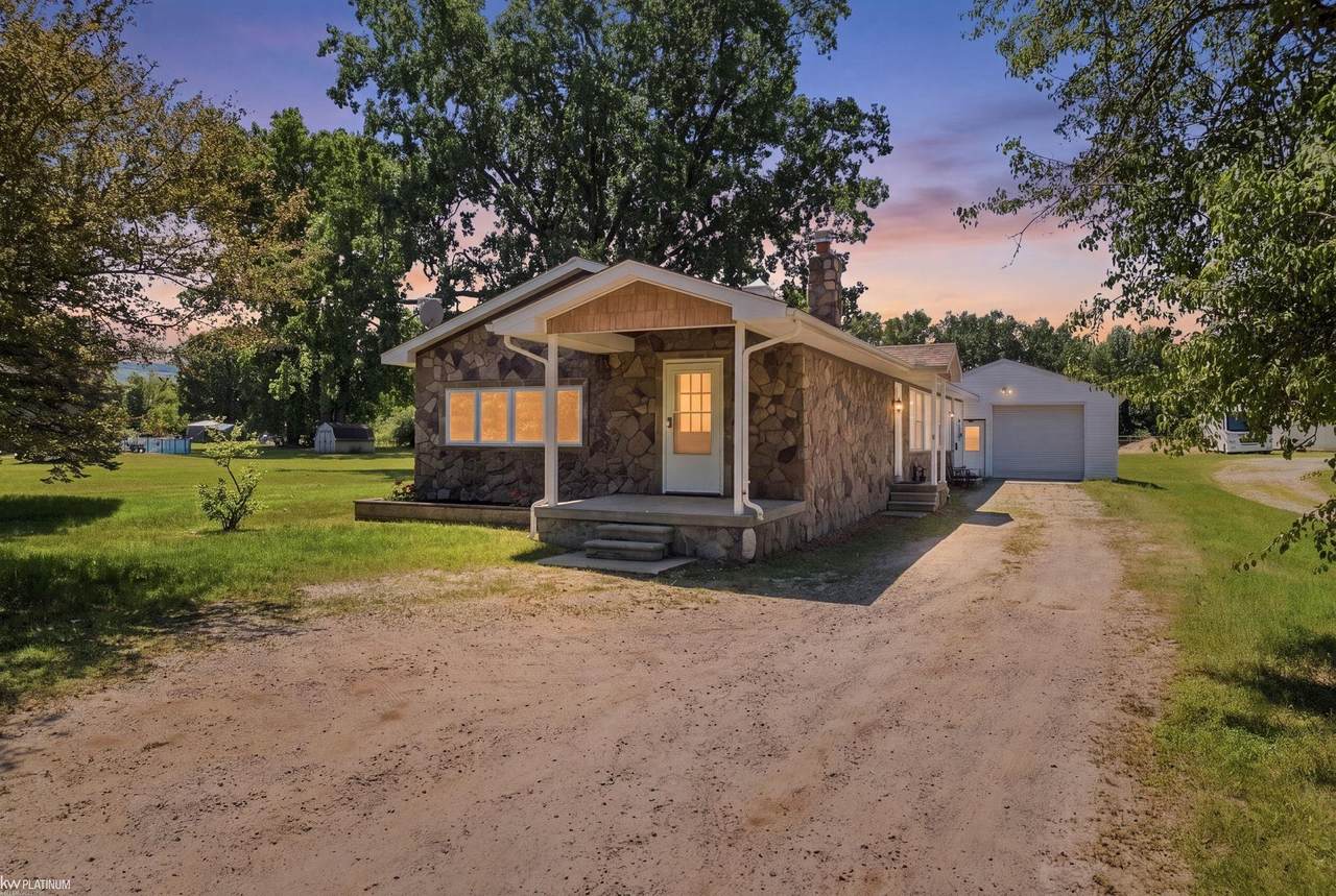 5469 Parker - Photo 1