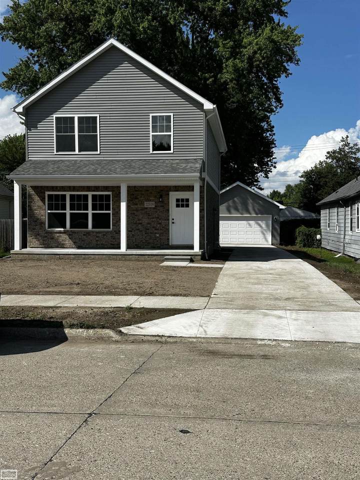 22319 Ridgeway - Photo 1