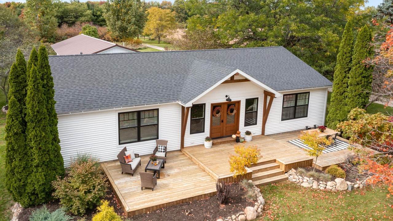 6628 Waldron Road - Photo 1