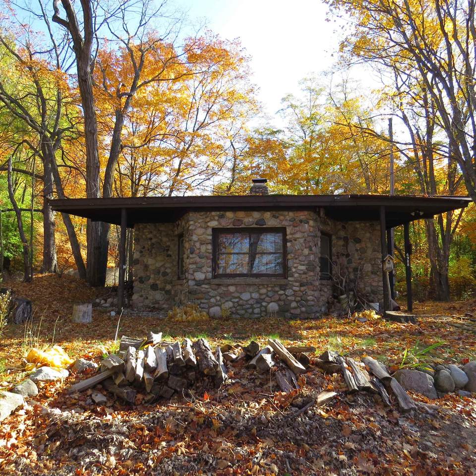 6988 Peninsula Drive - Photo 1