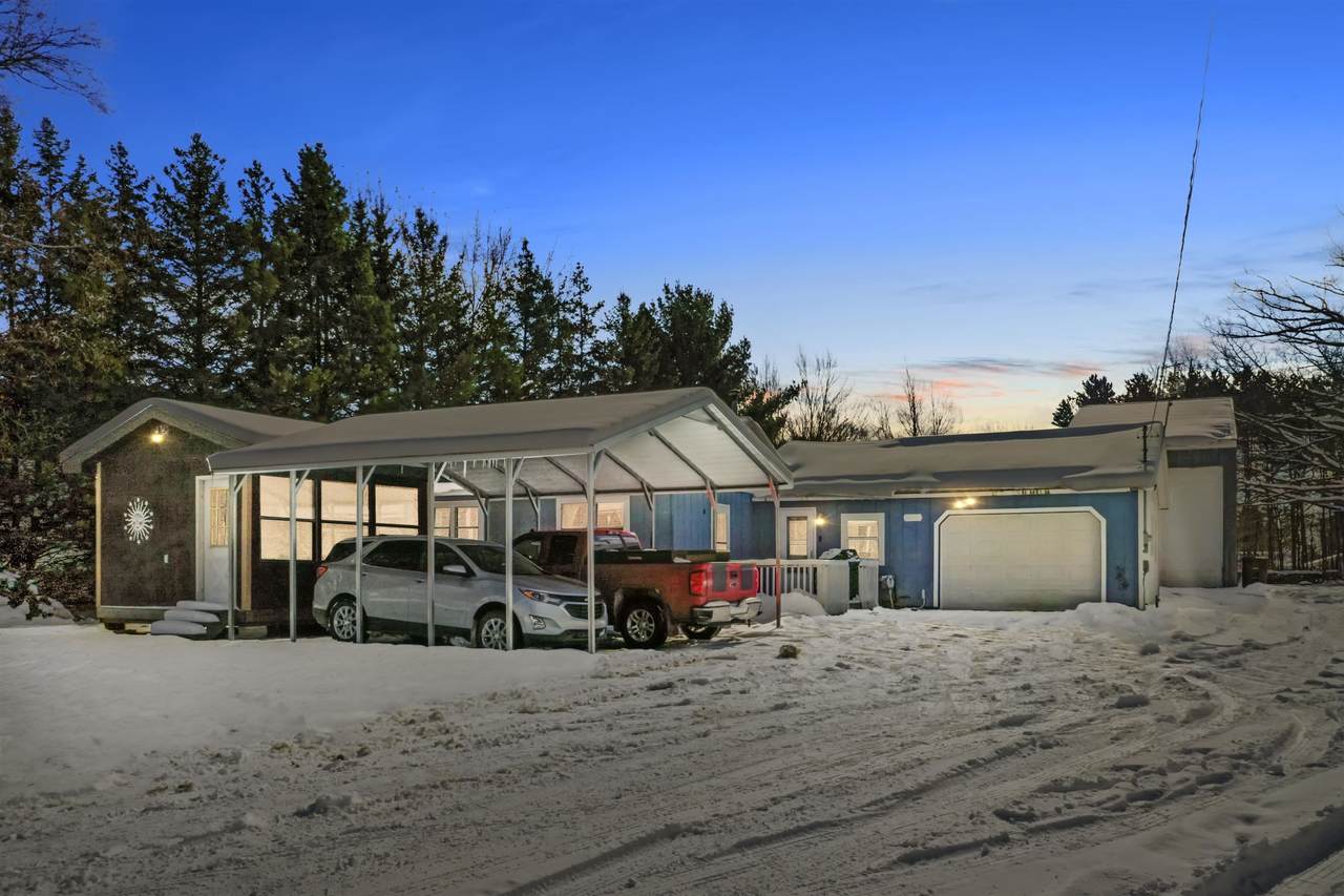 6345 Fairlane Drive - Photo 1