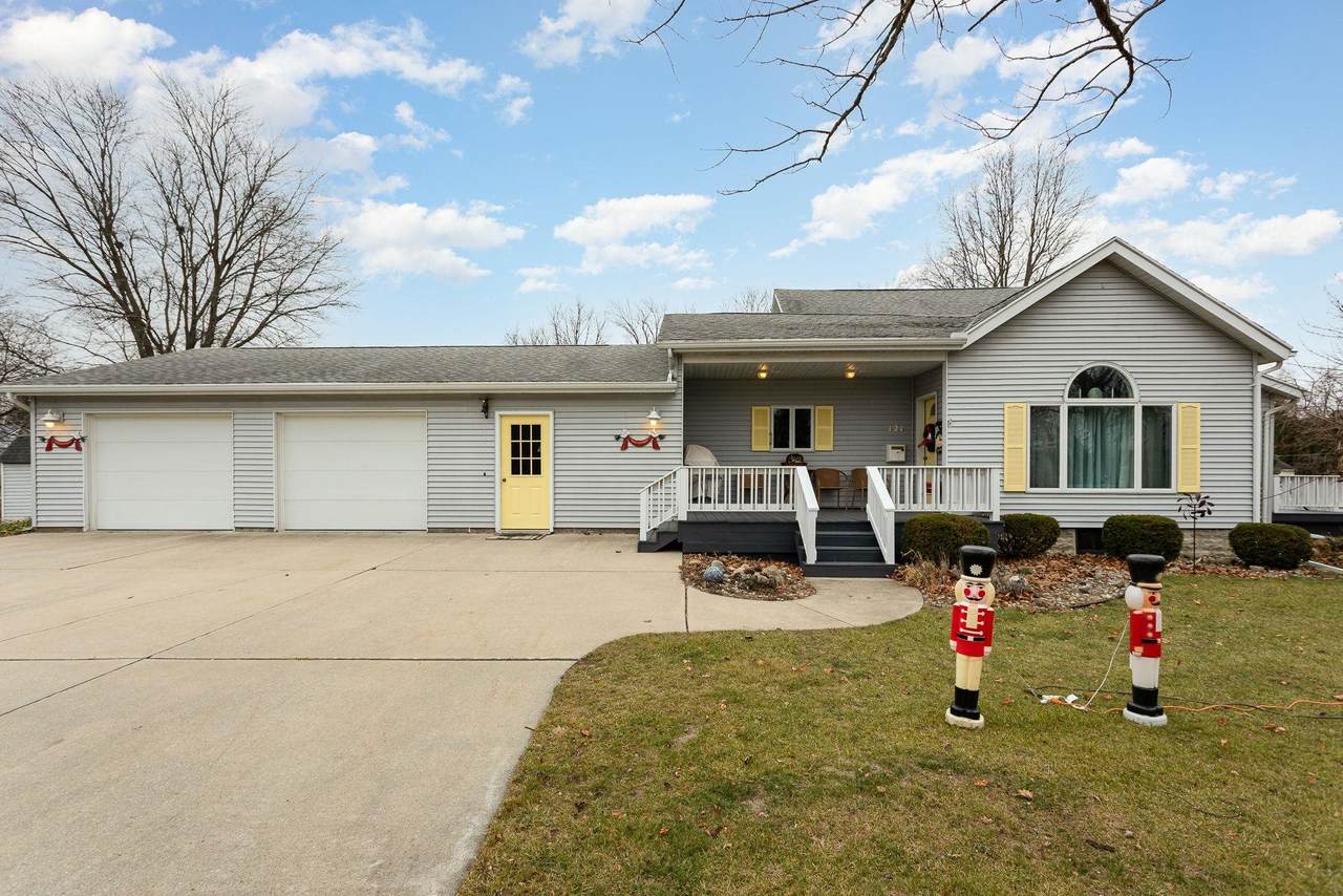 121 Hazel Street - Photo 1
