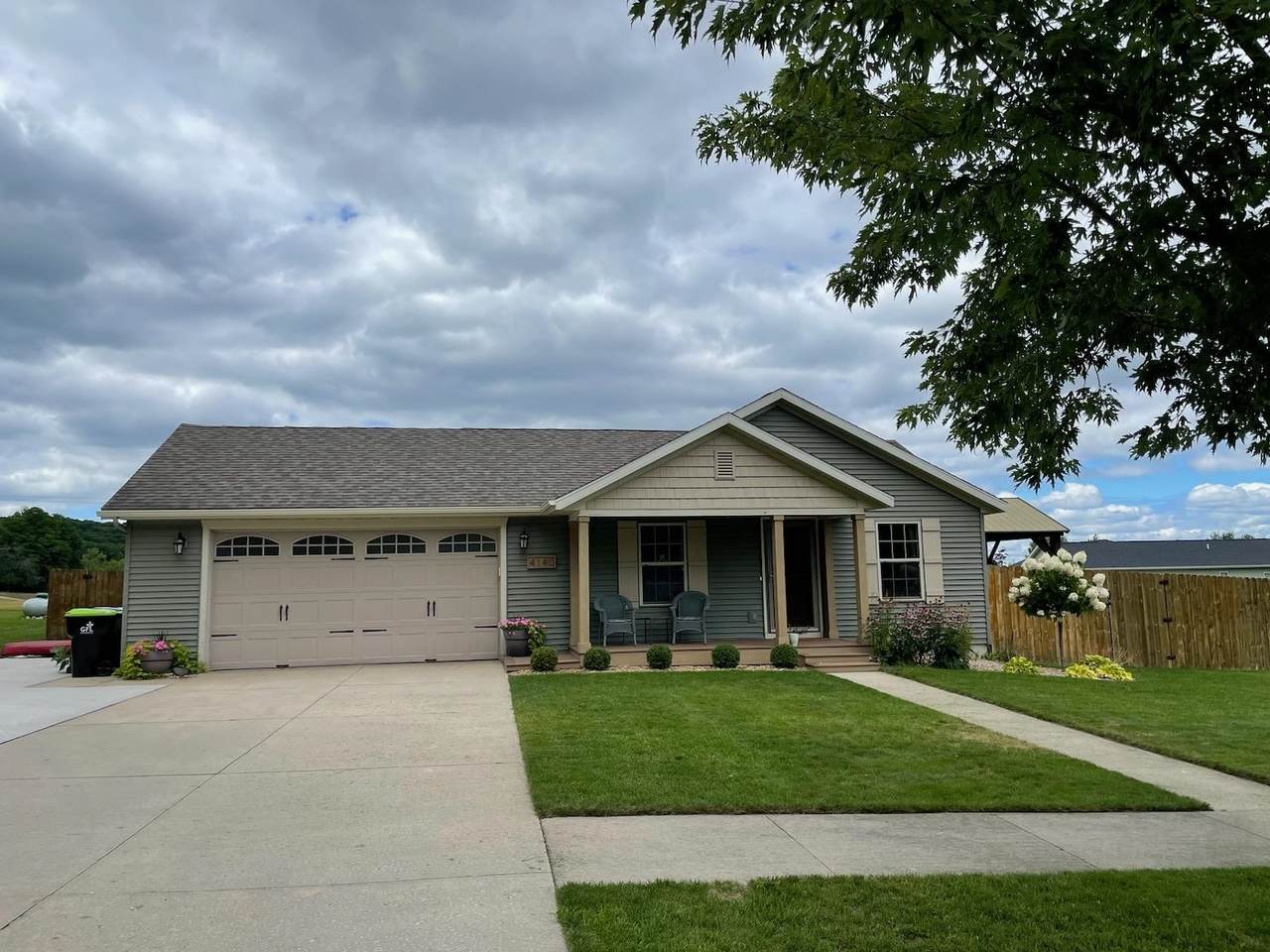 4140 Edwin Boulevard - Photo 1