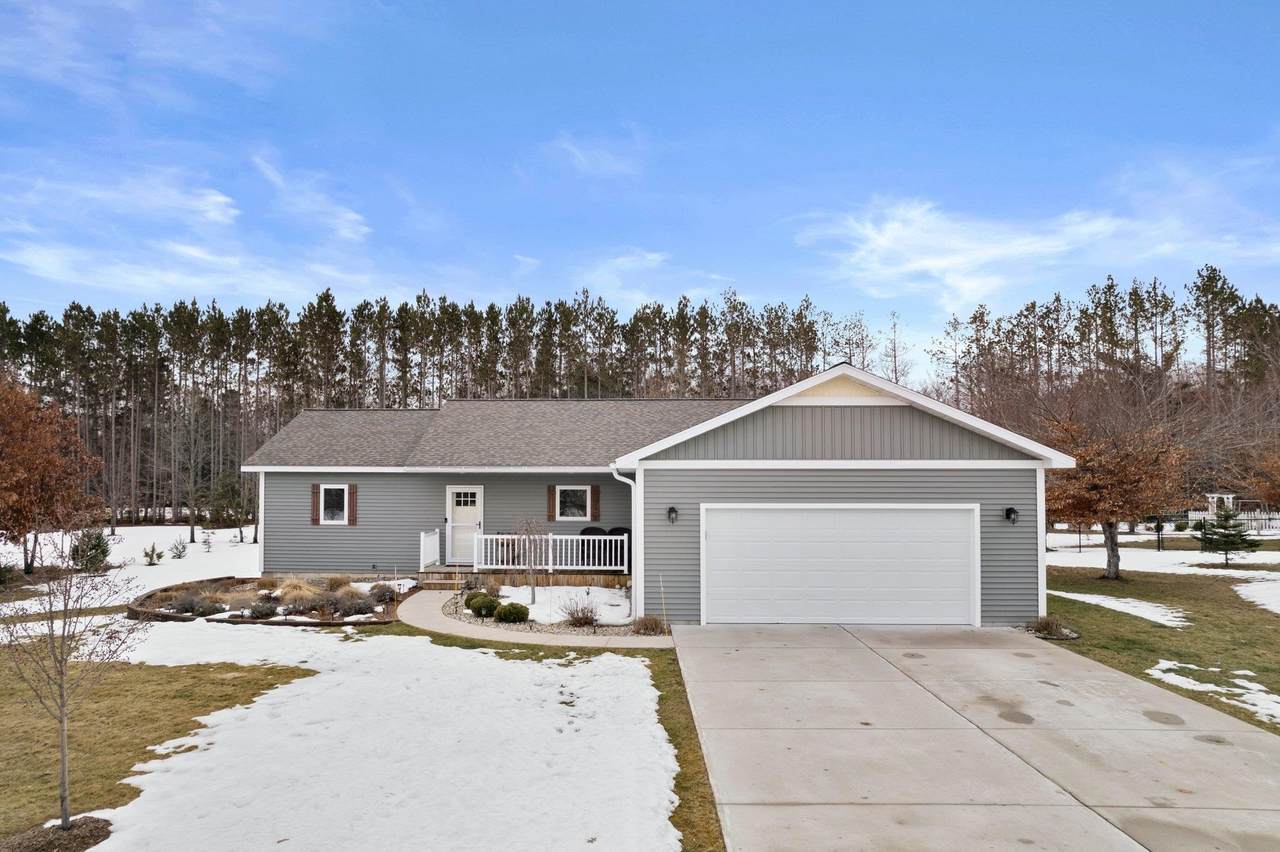 6251 Jeffrey Place - Photo 1