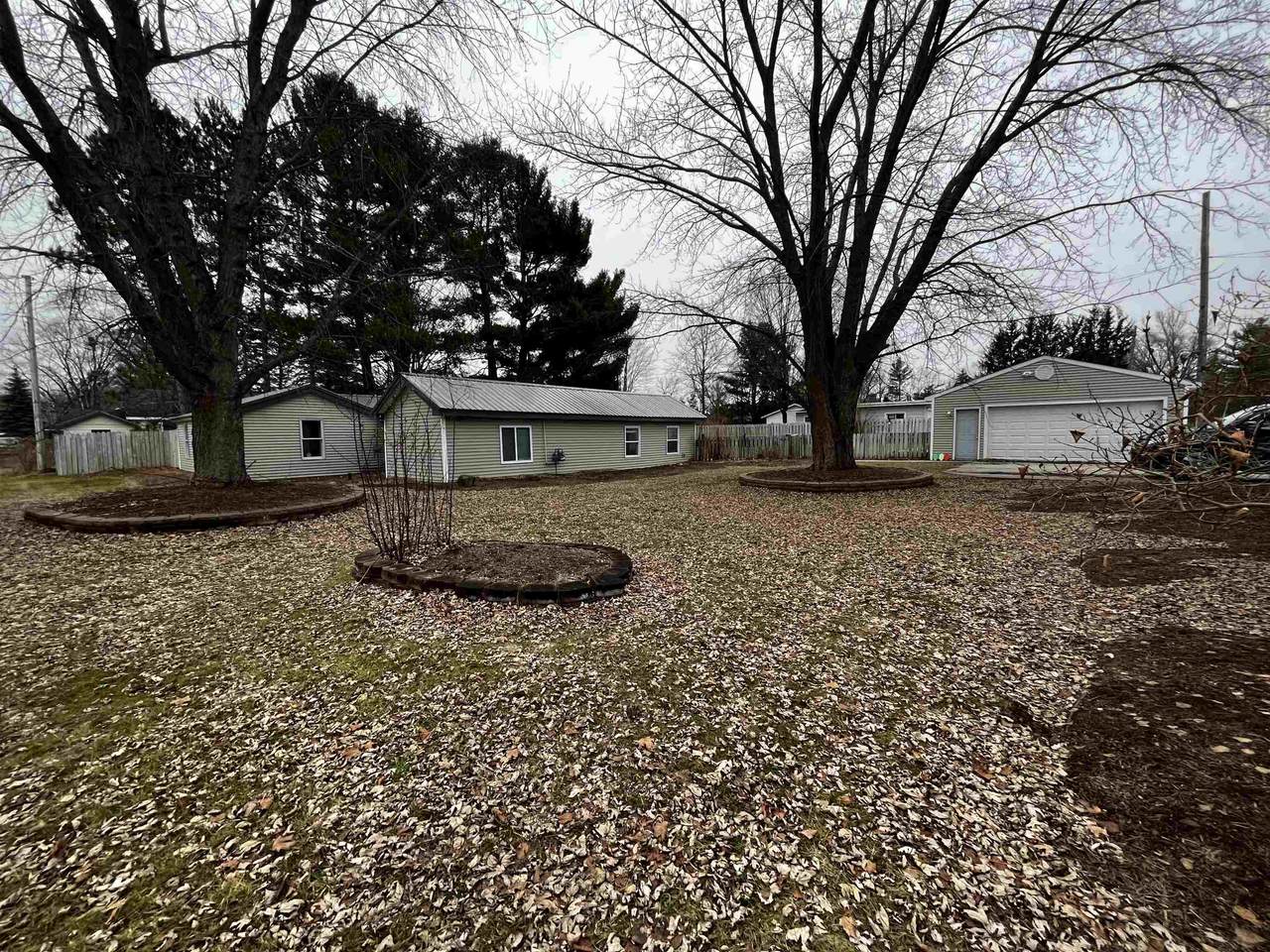 3826 Pearl - Photo 1