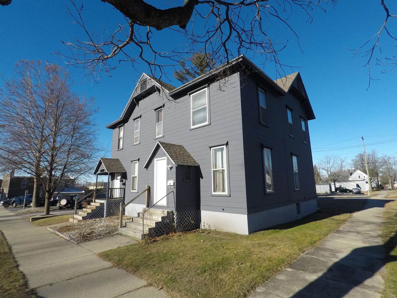 121 Pine Street - Photo 1