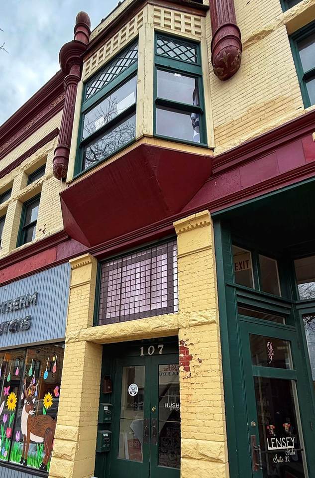 107 Superior - Photo 1