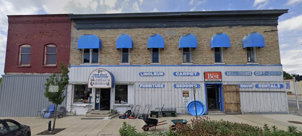 104 Main - Photo 1