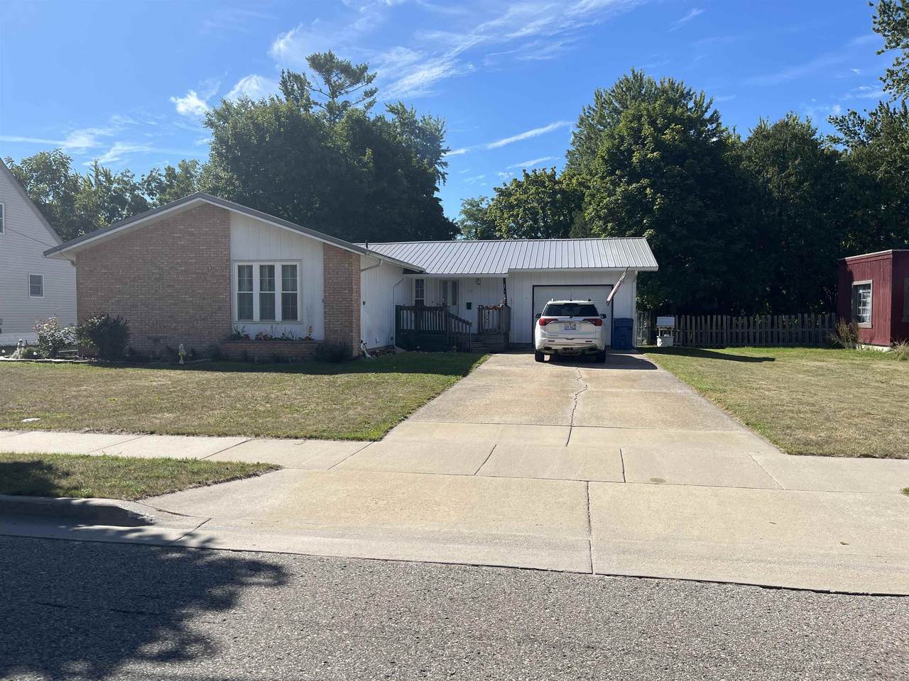 330 Orchard - Photo 1