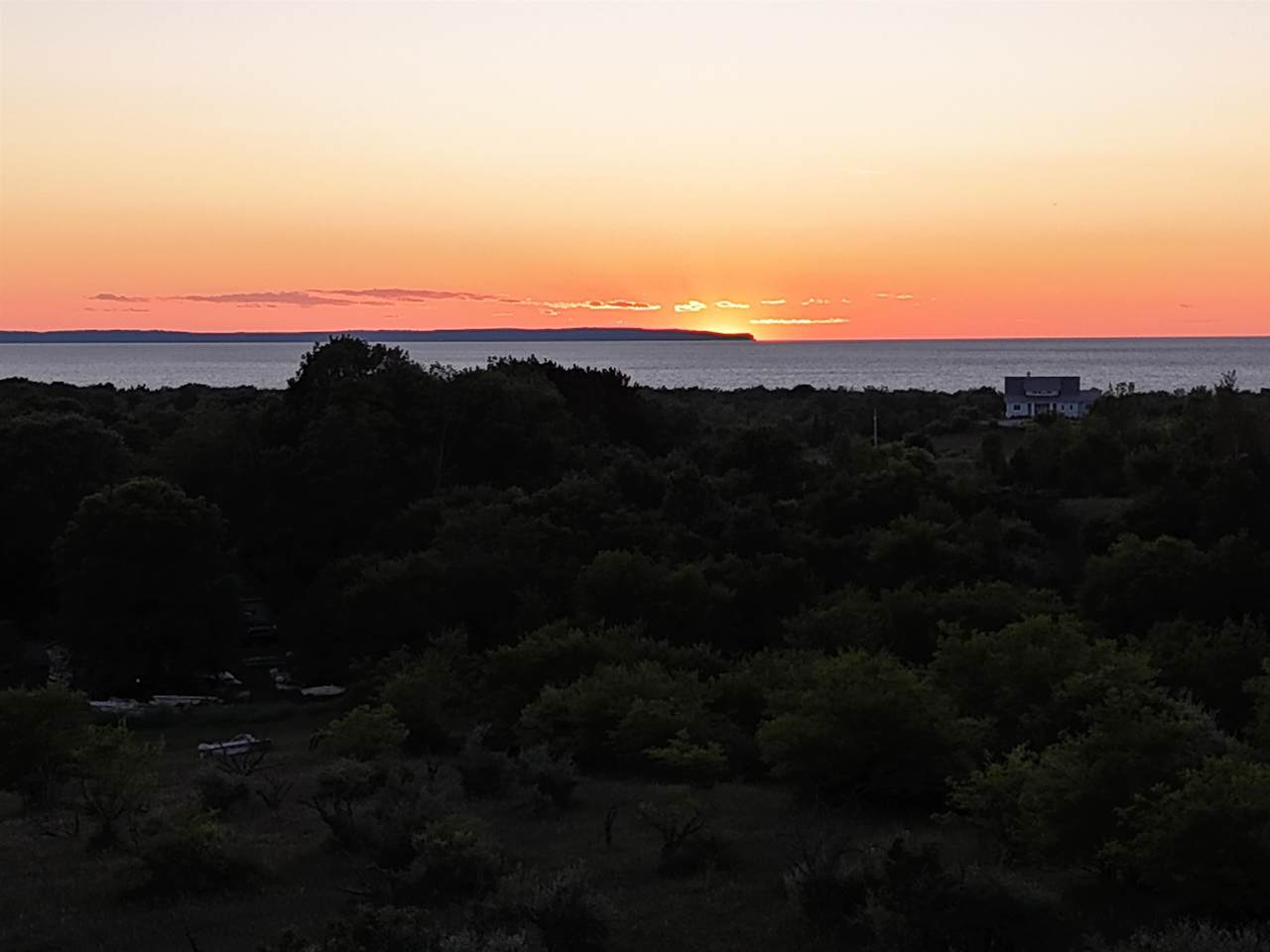 7200 Christianson - Photo 1