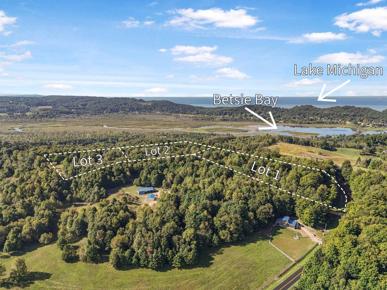 00-1 Carlson - Photo 1